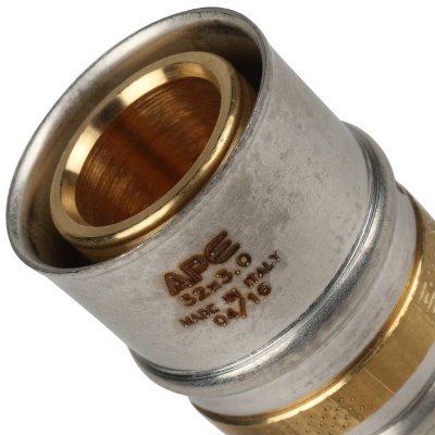 фото STOUT SFP-0004-002016 Муфта соединительная переходная для металлопластиковых труб прессовой