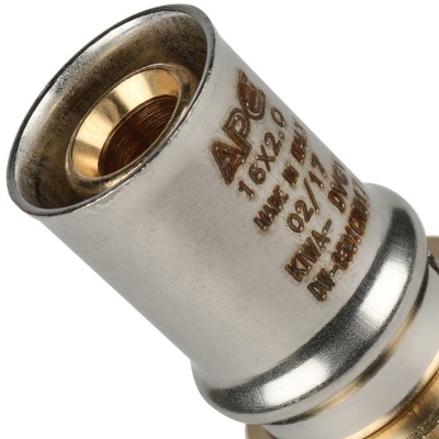 фото STOUT SFP-0004-002016 Муфта соединительная переходная для металлопластиковых труб прессовой